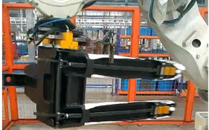 ABB机器人货叉磁力装卸